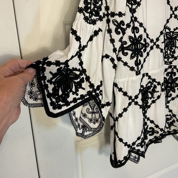 Ana & Rose Black & White Peplum Cropped Boho Artsy Hippy Top Blouse L - Picture 2 of 6